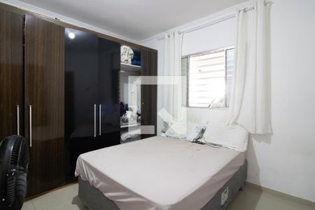 Quarto 2 de casa à venda com 4 quartos, 200m² em Vila Ré, São Paulo
