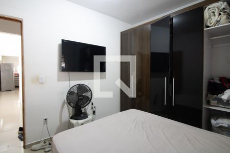 Quarto 2 de casa à venda com 4 quartos, 200m² em Vila Ré, São Paulo