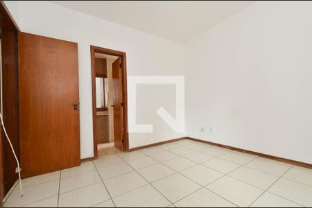 Suíte de apartamento para alugar com 2 quartos, 72m² em Funcionários, Belo Horizonte