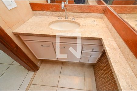 Banheiro Suíte de apartamento para alugar com 2 quartos, 72m² em Funcionários, Belo Horizonte