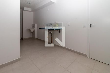 Sala de apartamento à venda com 2 quartos, 33m² em Parque Industrial Tomas Edson, São Paulo