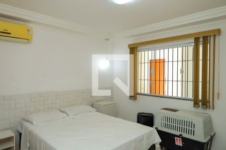 Suíte 1 de casa para alugar com 4 quartos, 310m² em Jardim Santana, São Paulo