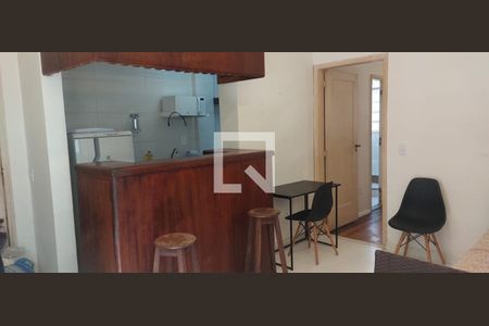 Cozinha de apartamento para alugar com 1 quarto, 40m² em Copacabana, Rio de Janeiro