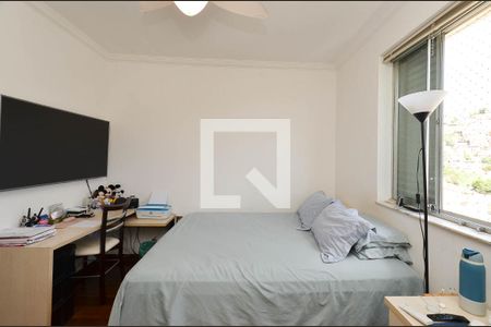 Suíte de apartamento à venda com 3 quartos, 243m² em Santo Antônio, Belo Horizonte