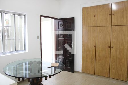 Sala de casa para alugar com 1 quarto, 75m² em Bosque da Saúde, São Paulo