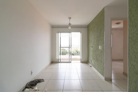 Sala de apartamento para alugar com 2 quartos, 60m² em Jardim Três Marias, São Paulo
