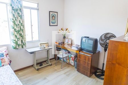 Quarto  2 de apartamento à venda com 3 quartos, 160m² em Heliópolis, Belo Horizonte