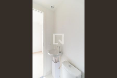 Banheiro  de kitnet/studio à venda com 1 quarto, 17m² em Vila Dom Pedro I, São Paulo