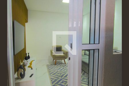 Sala de casa à venda com 2 quartos, 80m² em Quitaúna, Osasco