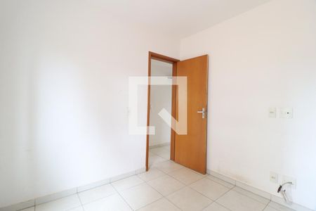Quarto 1 de apartamento para alugar com 2 quartos, 62m² em Santa Mônica, Uberlândia