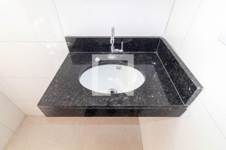 Banheiro de apartamento à venda com 1 quarto, 28m² em Quinta da Paineira, São Paulo