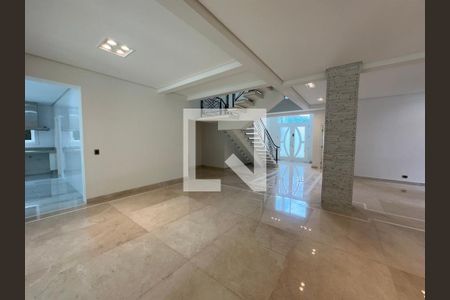 Sala de casa de condomínio à venda com 4 quartos, 500m² em Alphaville Residencial Um, Barueri