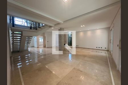 Sala de casa de condomínio à venda com 4 quartos, 500m² em Alphaville Residencial Um, Barueri