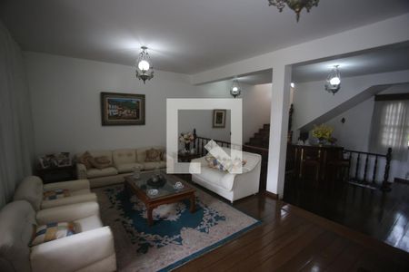 Sala de casa à venda com 4 quartos, 360m² em Alto Caiçaras, Belo Horizonte