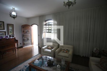 Sala de casa à venda com 4 quartos, 360m² em Alto Caiçaras, Belo Horizonte