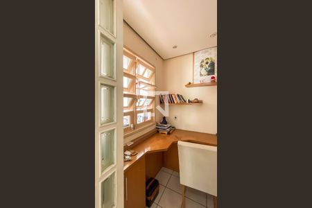 Escritório de casa de condomínio para alugar com 3 quartos, 195m² em Vila Robertina, São Paulo