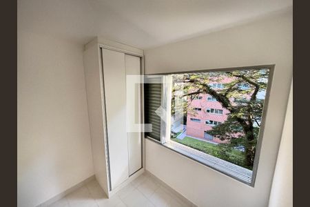Quarto de apartamento para alugar com 2 quartos, 50m² em Vila Madalena, São Paulo