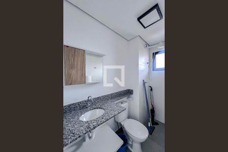 Banheiro de apartamento para alugar com 1 quarto, 33m² em Mooca, São Paulo