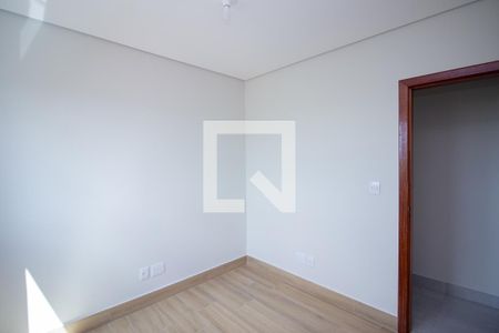 Quarto 2 de apartamento para alugar com 2 quartos, 53m² em Tijuca, Contagem