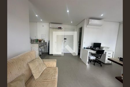 Sala de apartamento para alugar com 1 quarto, 36m² em Empresarial 18 do Forte, Barueri