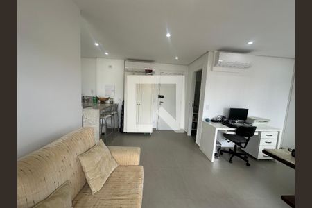 Sala de apartamento para alugar com 1 quarto, 36m² em Empresarial 18 do Forte, Barueri