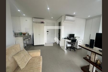 Sala de apartamento para alugar com 1 quarto, 36m² em Empresarial 18 do Forte, Barueri