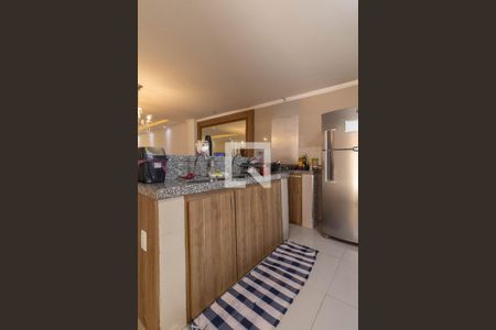 Sala e Cozinha  de casa à venda com 4 quartos, 310m² em Jardim Santana, São Paulo