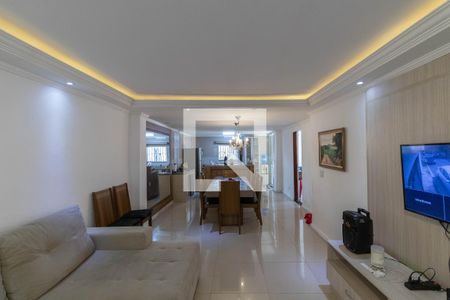 Sala e Cozinha  de casa à venda com 4 quartos, 310m² em Jardim Santana, São Paulo