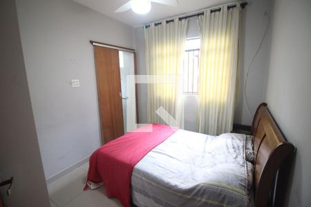 Quarto 2 de casa à venda com 4 quartos, 256m² em Milionarios (barreiro, Belo Horizonte