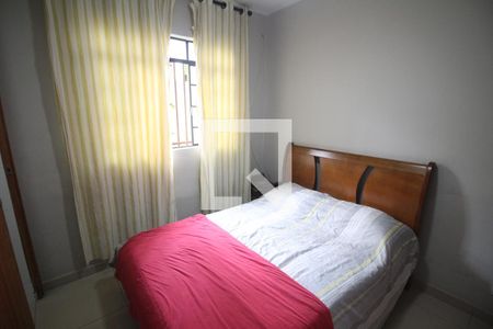 Quarto 2 de casa à venda com 4 quartos, 256m² em Milionarios (barreiro, Belo Horizonte