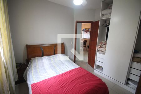 Quarto 2 de casa à venda com 4 quartos, 256m² em Milionarios (barreiro, Belo Horizonte