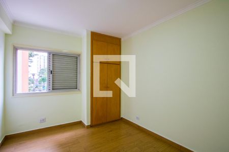 Quarto 2 de apartamento para alugar com 2 quartos, 72m² em Jardim Bela Vista, Santo André