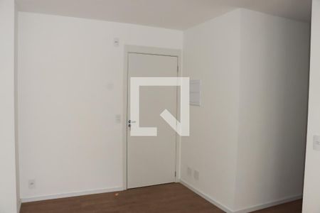 Apartamento para alugar com 2 quartos, 46m² em Roselândia, Cotia