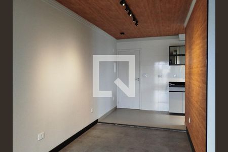 Sala e cozinha de apartamento à venda com 2 quartos, 44m² em Vila Matilde, São Paulo