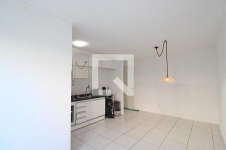 Sala de apartamento para alugar com 2 quartos, 55m² em Curicica, Rio de Janeiro