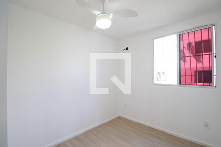 Quarto 1 de apartamento para alugar com 2 quartos, 55m² em Curicica, Rio de Janeiro