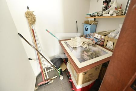 Casa para alugar com 5 quartos, 319m² em Setor Bueno, Goiânia