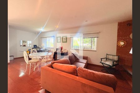 Sala de casa à venda com 4 quartos, 320m² em Jardim Brasil, Jundiaí