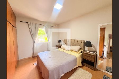 Suíte de casa à venda com 4 quartos, 320m² em Jardim Brasil, Jundiaí