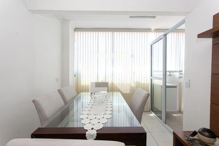 Sala de apartamento à venda com 2 quartos, 74m² em Parque São Jorge, São Paulo