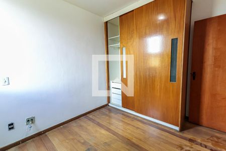 Suíte 1 de apartamento para alugar com 5 quartos, 210m² em Estoril, Belo Horizonte