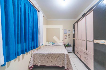 Quarto 1 de casa à venda com 5 quartos, 300m² em Jardim Santo Alberto, Santo André