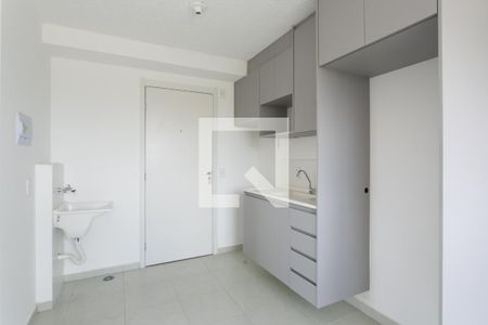 Sala / Cozinha  de apartamento para alugar com 2 quartos, 34m² em Jardim Soares, São Paulo
