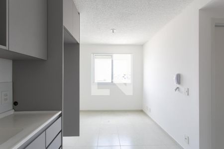 Sala / Cozinha  de apartamento para alugar com 2 quartos, 34m² em Jardim Soares, São Paulo