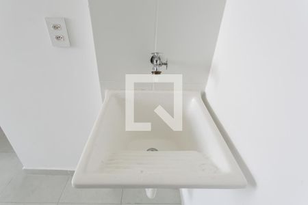 Sala / Cozinha / Tanque  de apartamento para alugar com 2 quartos, 34m² em Jardim Soares, São Paulo