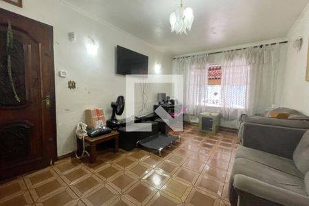 Casa para alugar com 3 quartos, 209m² em Vila Santa Maria, São Paulo