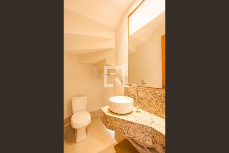 Lavabo de casa para alugar com 2 quartos, 78m² em Novo Mundo, Uberlândia