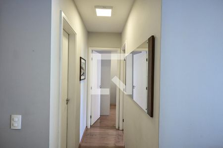 Corredor de apartamento à venda com 2 quartos, 56m² em Parque Reboucas, São Paulo