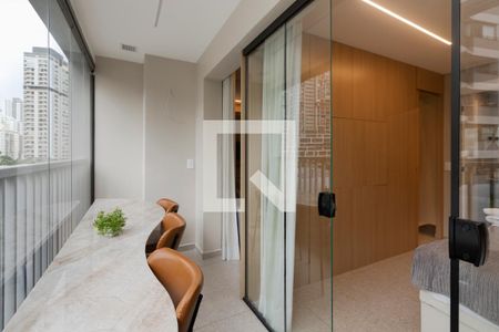 Varanda de kitnet/studio à venda com 1 quarto, 32m² em Jardim das Acacias, São Paulo