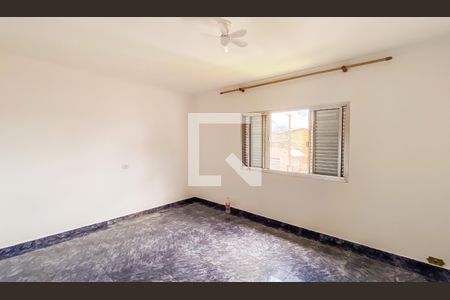 Suite  de casa para alugar com 4 quartos, 500m² em Vila Ré, São Paulo